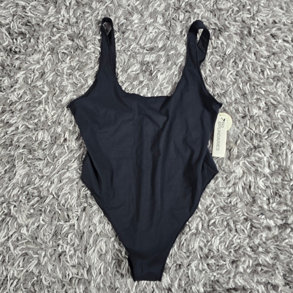 No Boundaries Rich Black Sculpting One Piece Swimsuit Large 12-14 NB16100150573